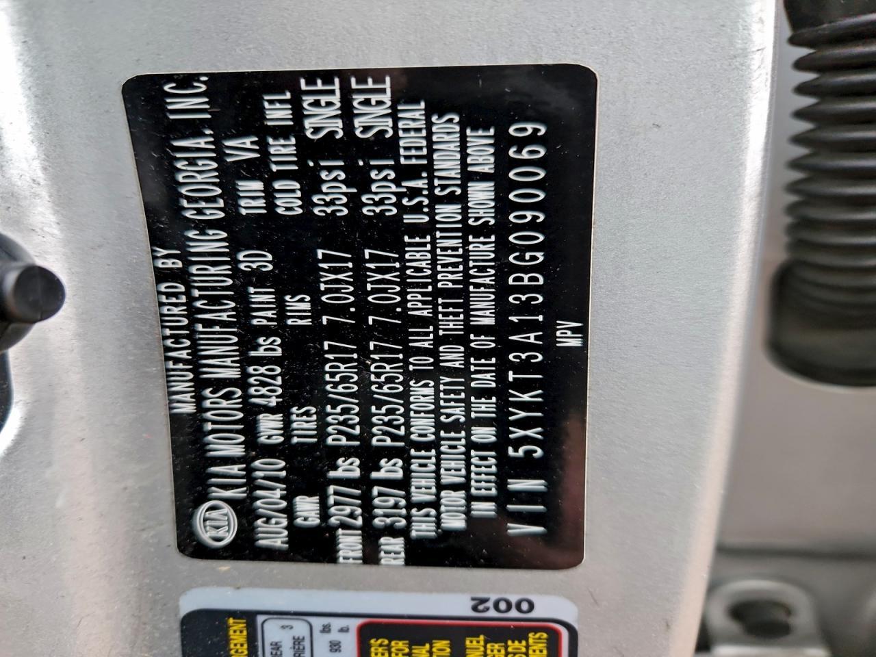 2011 KIA SORENTO