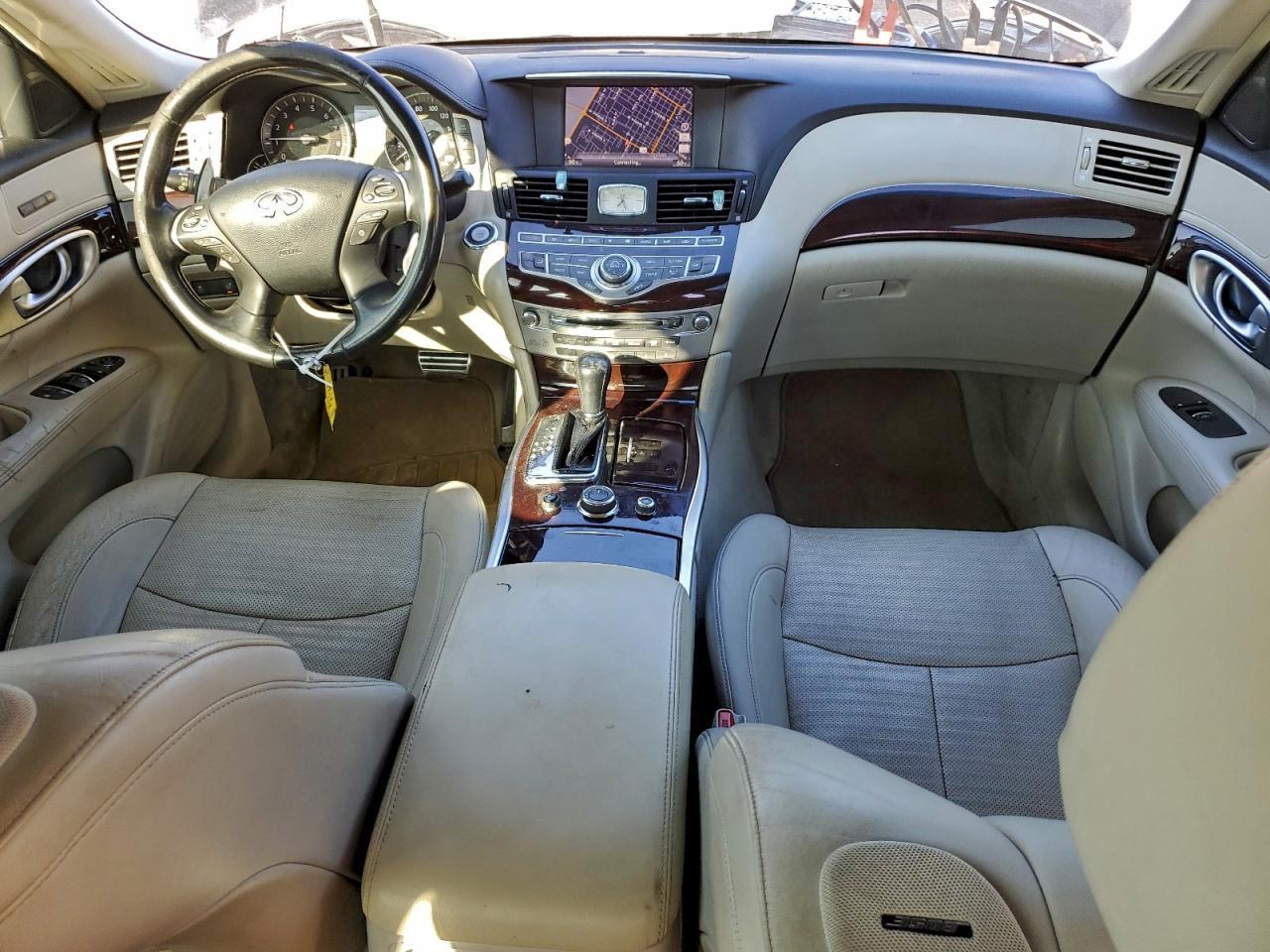 2012 INFINITI M37