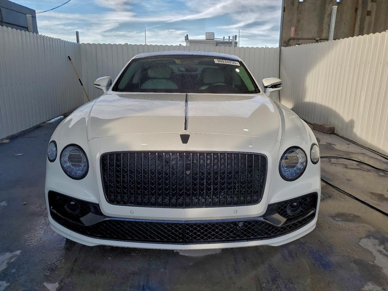 2024 BENTLEY Flying Spur