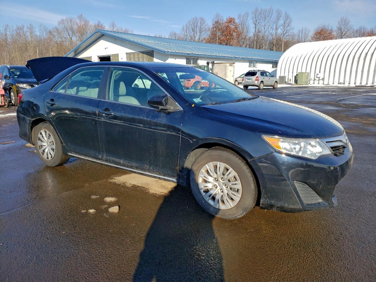 2013 TOYOTA CAMRY