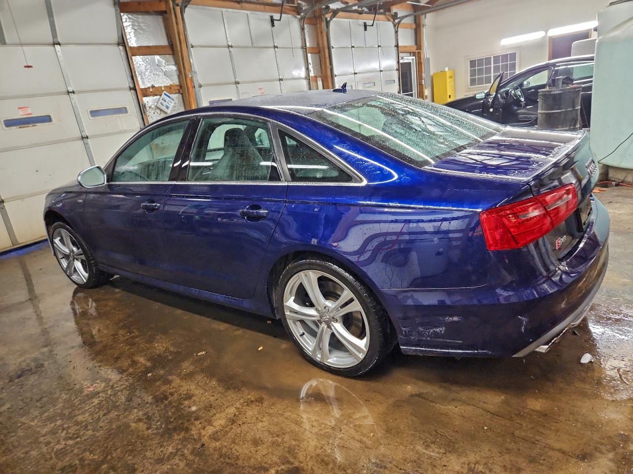 2014 AUDI S6