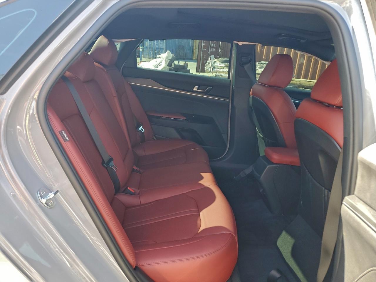 2025 KIA K5