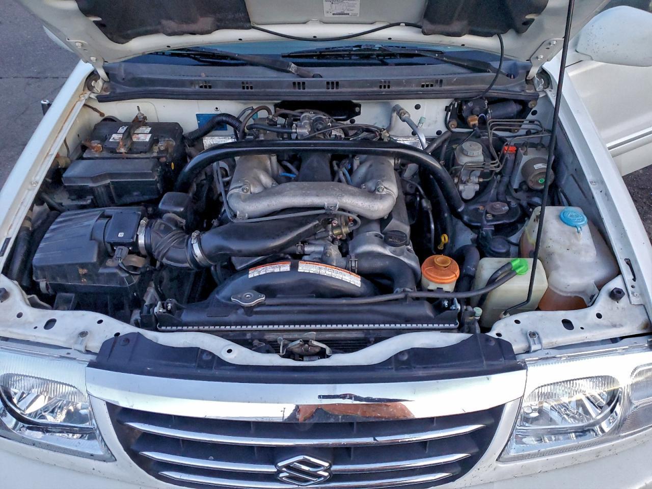 2003 SUZUKI Xl-7