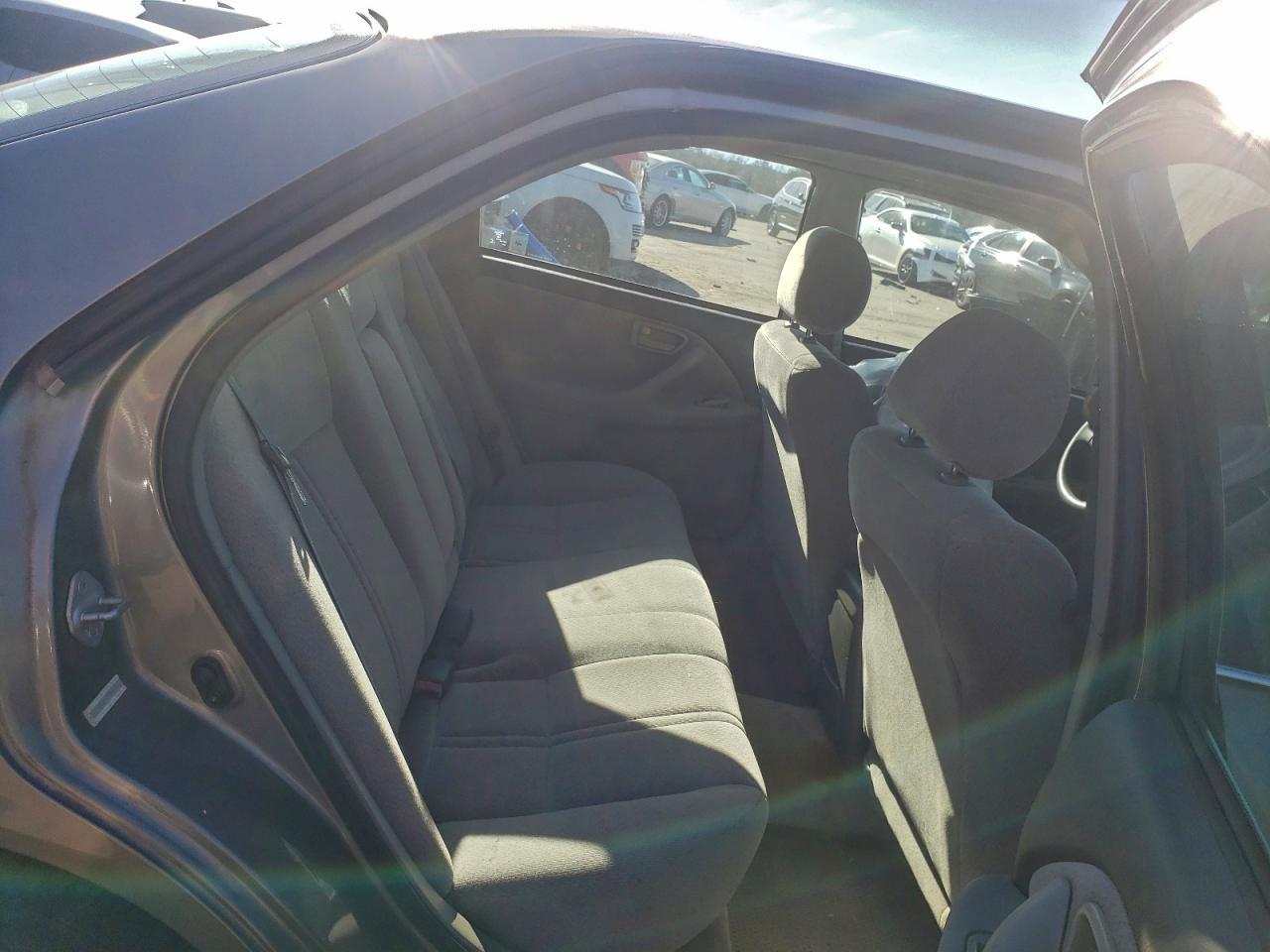 2001 TOYOTA CAMRY