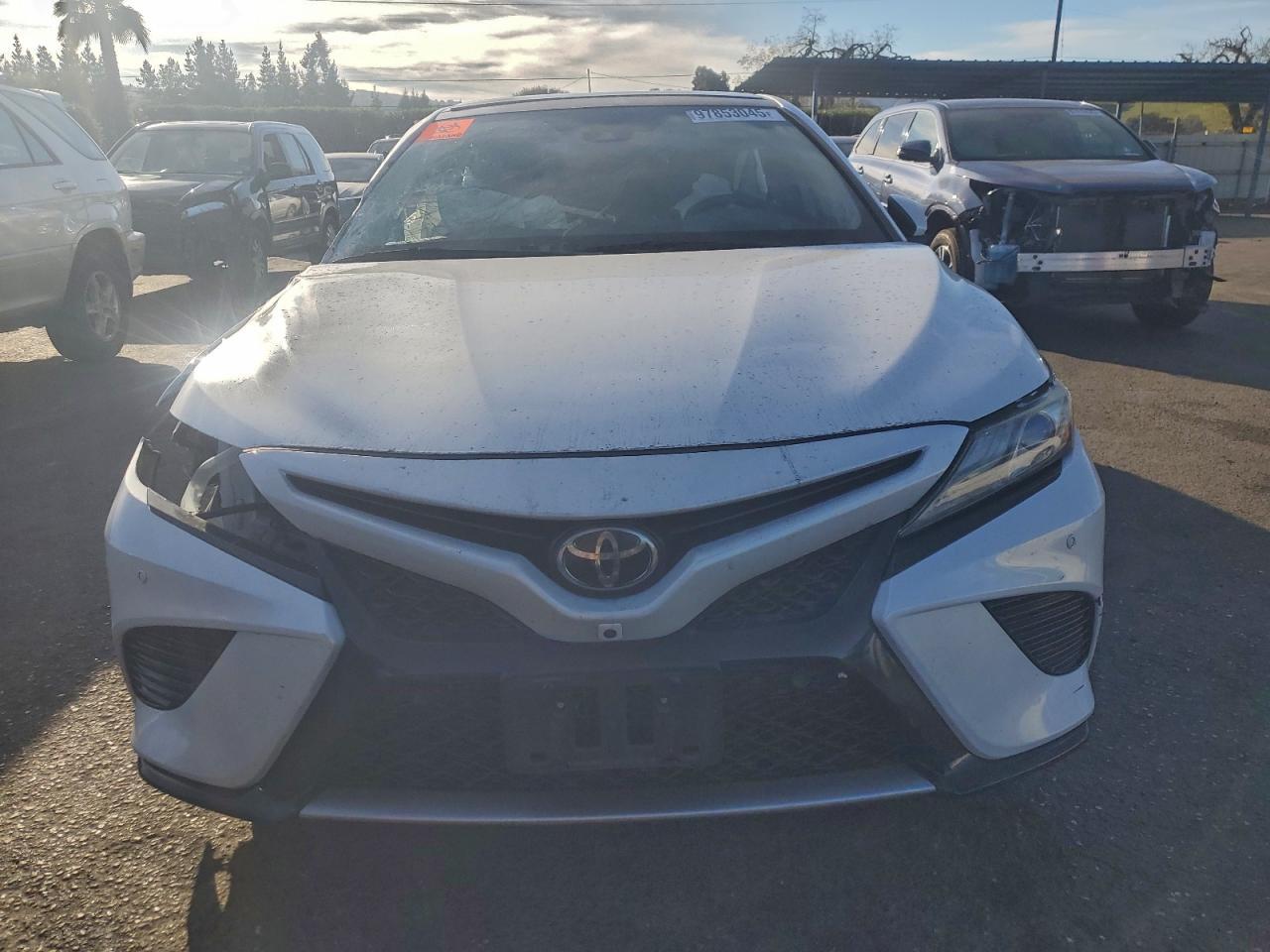 2019 TOYOTA CAMRY