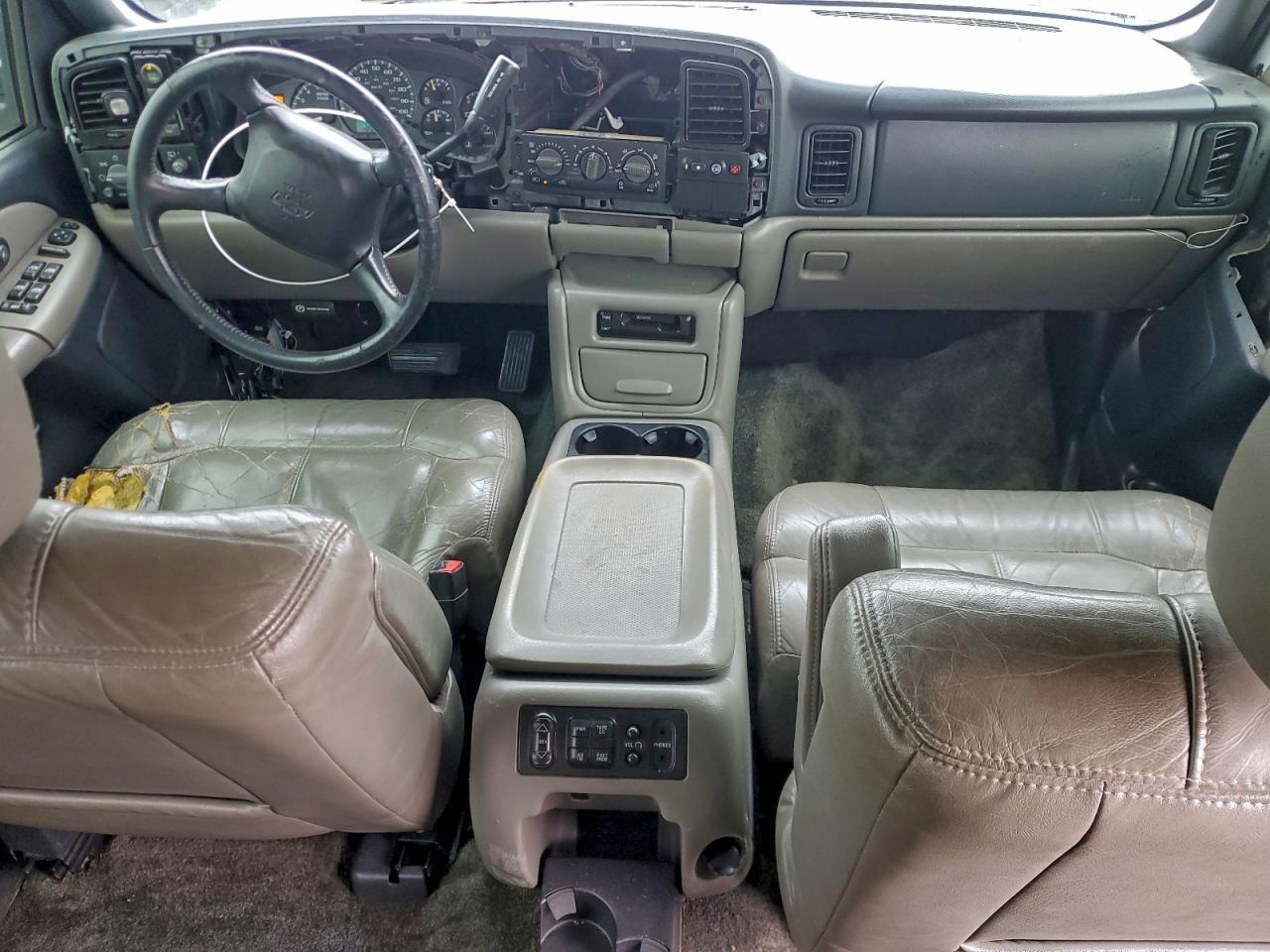 2002 CHEVROLET Tahoe