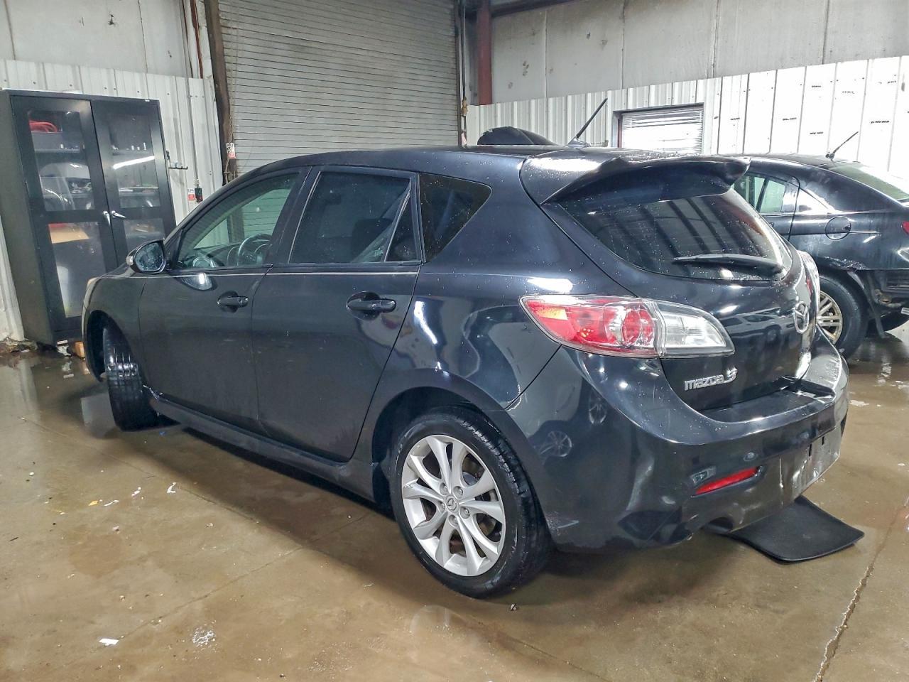 2010 MAZDA 3