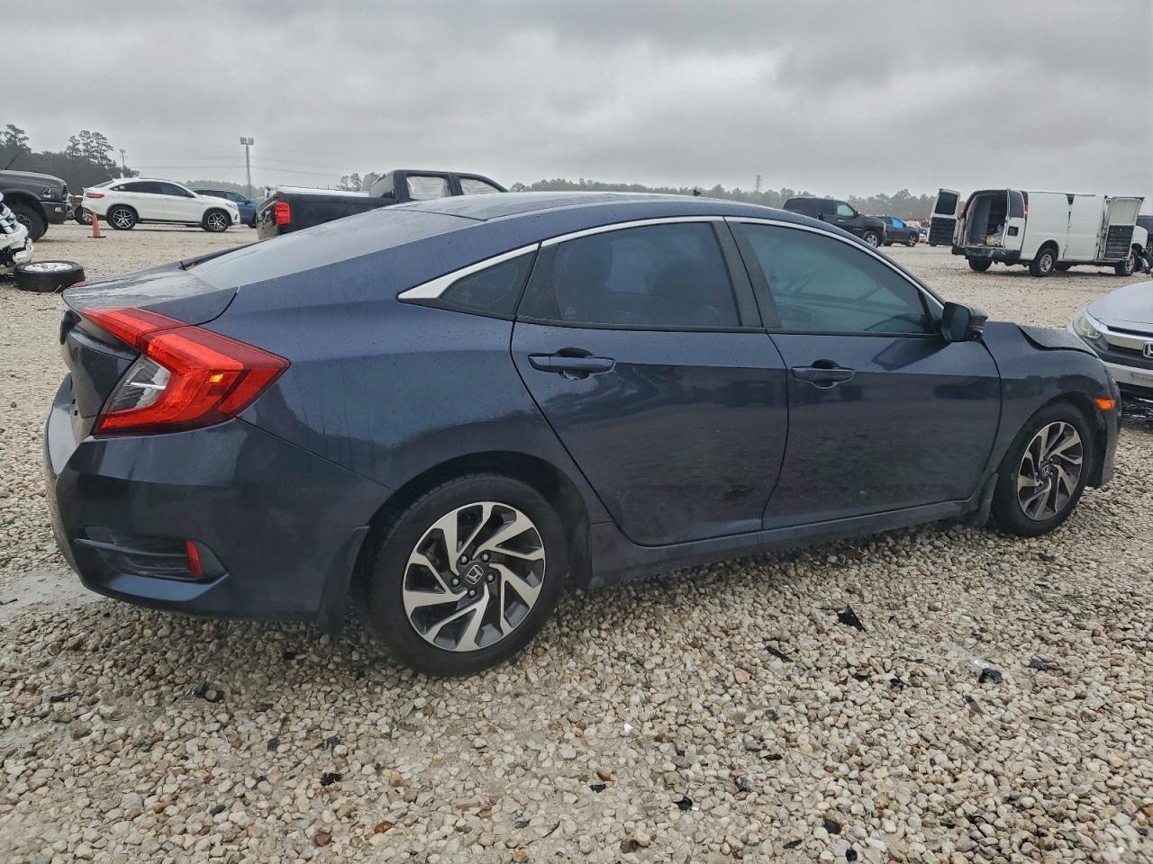 2016 HONDA CIVIC