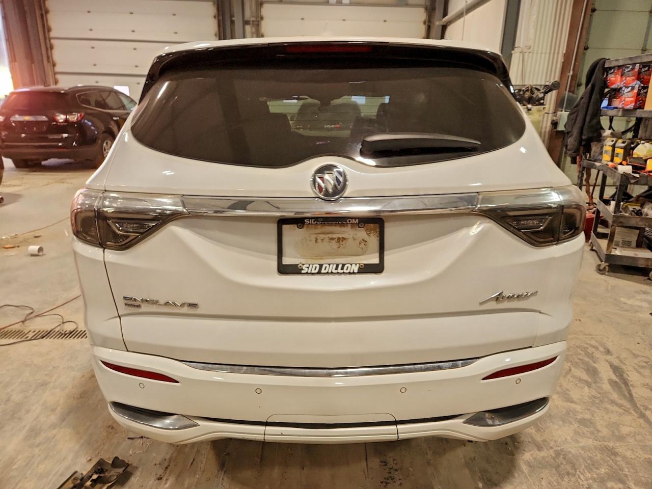 2022 BUICK ENCLAVE AVENIR