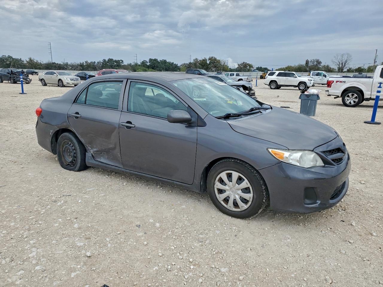 2013 TOYOTA COROLLA