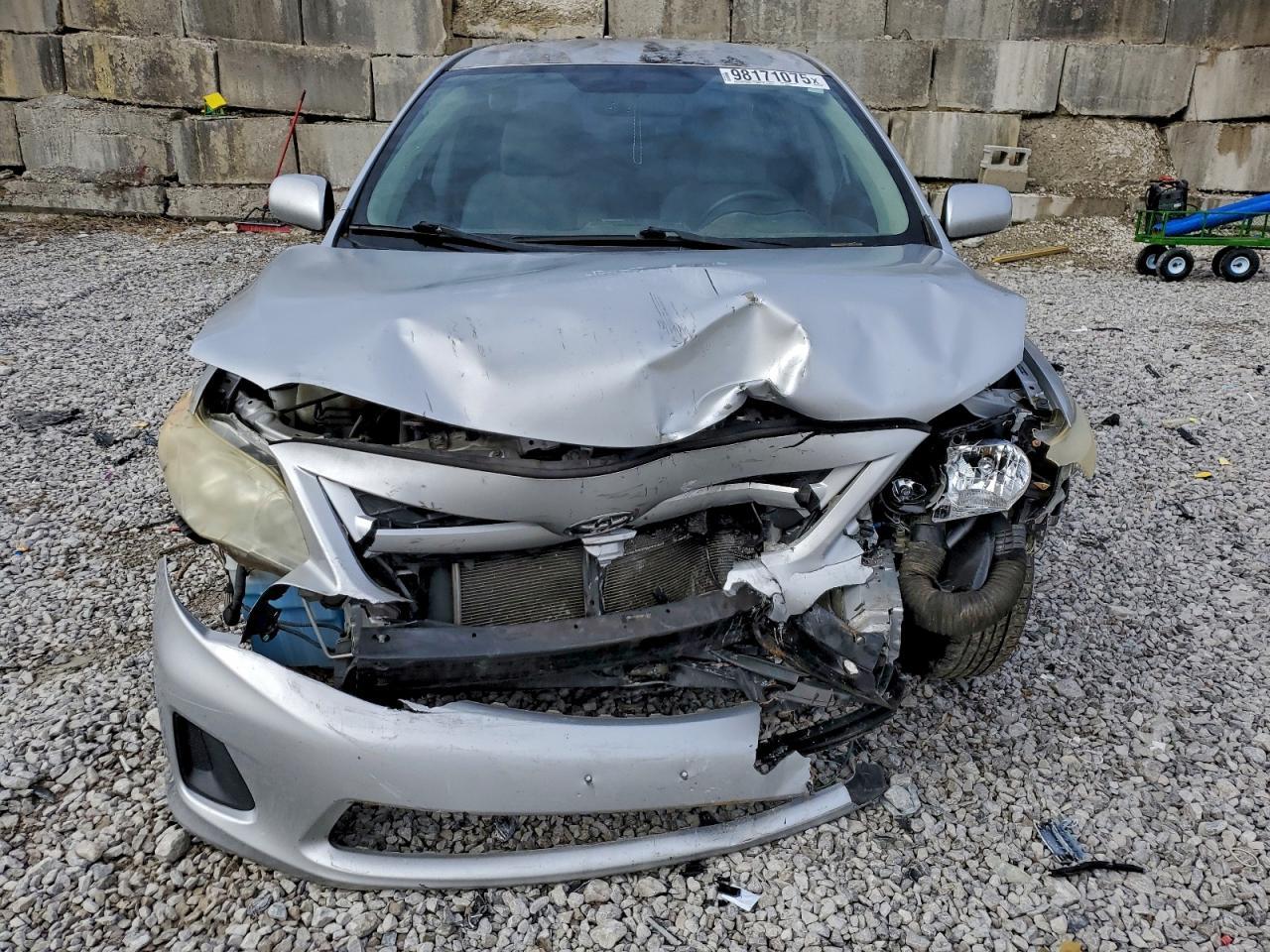 2011 TOYOTA COROLLA