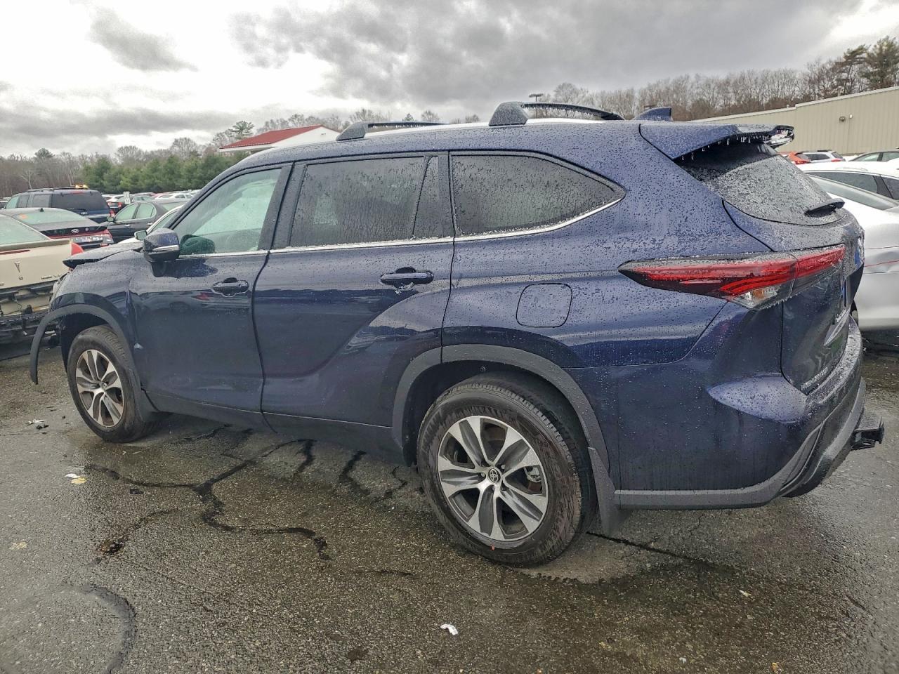2025 TOYOTA HIGHLANDER