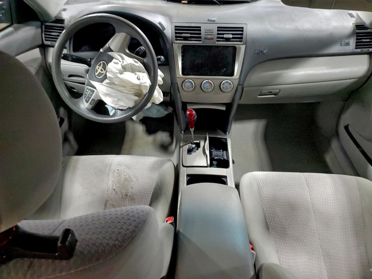 2011 TOYOTA CAMRY
