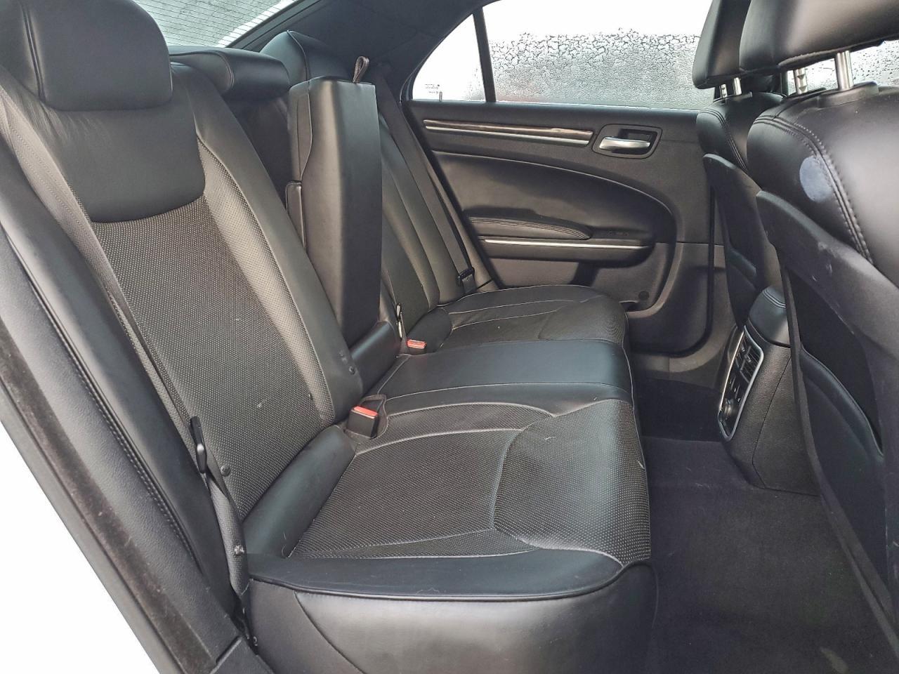 2014 CHRYSLER 300