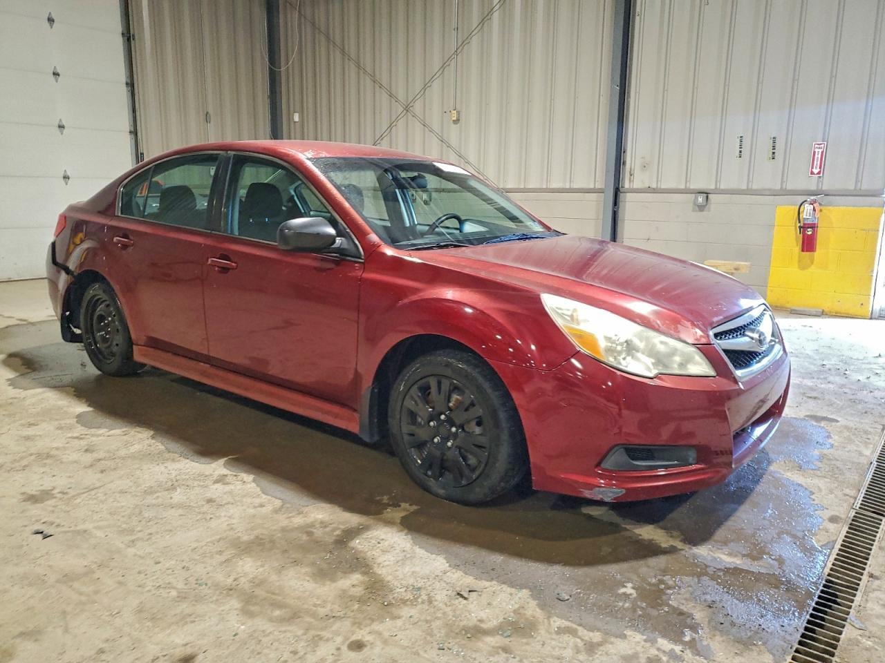 2011 SUBARU Legacy