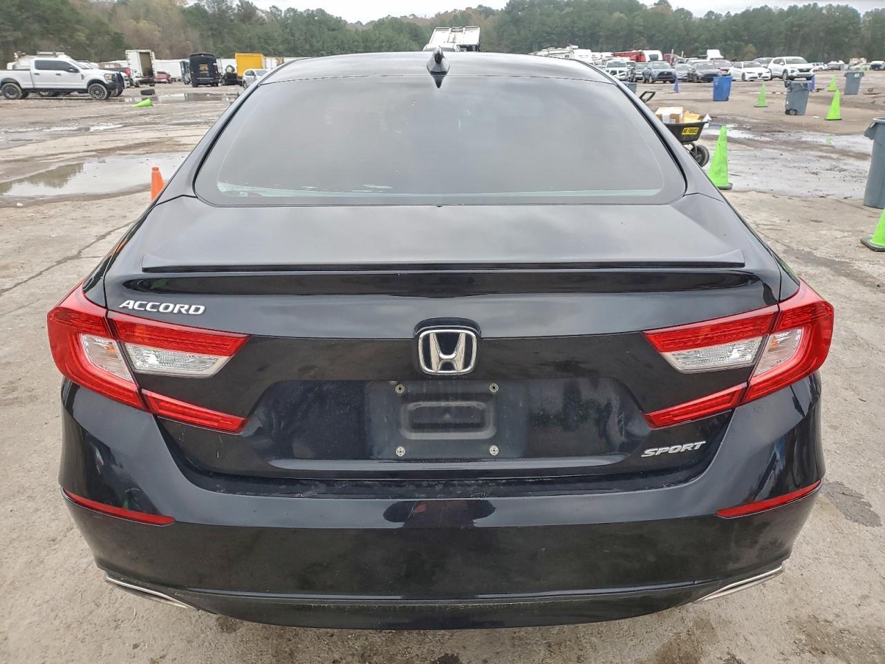 2018 HONDA ACCORD