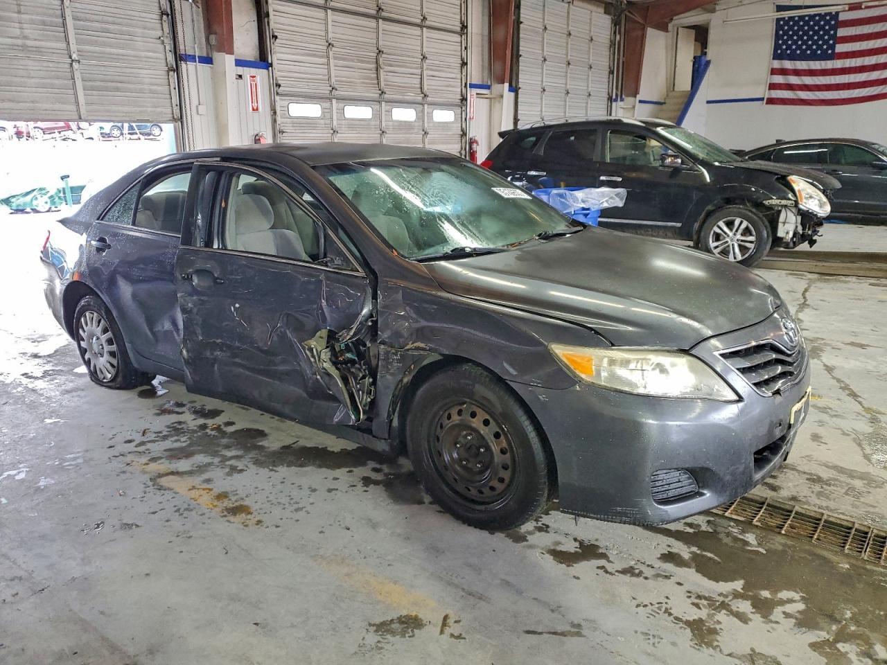 2011 TOYOTA CAMRY