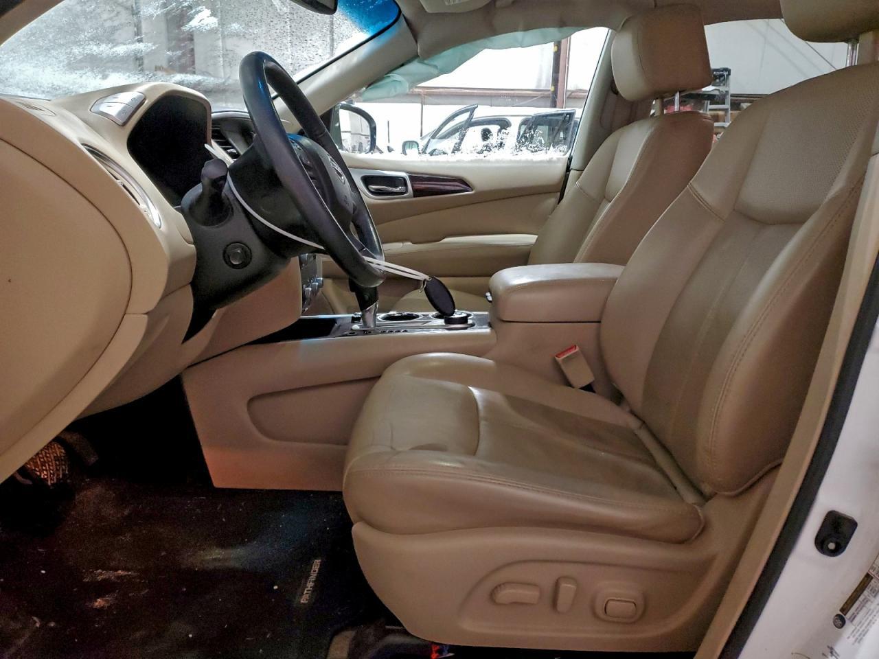 2016 NISSAN PATHFINDER