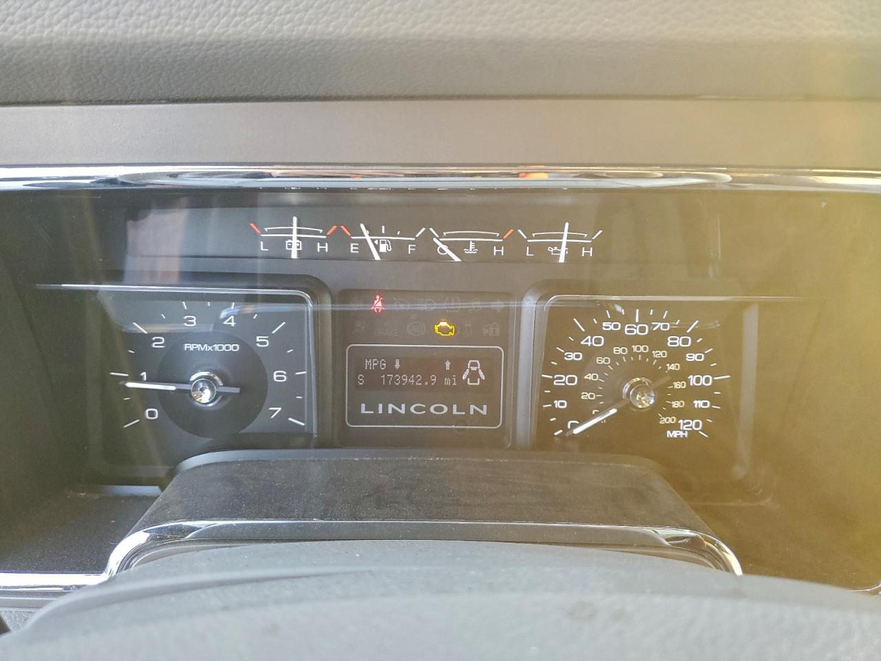 2013 LINCOLN Navigator