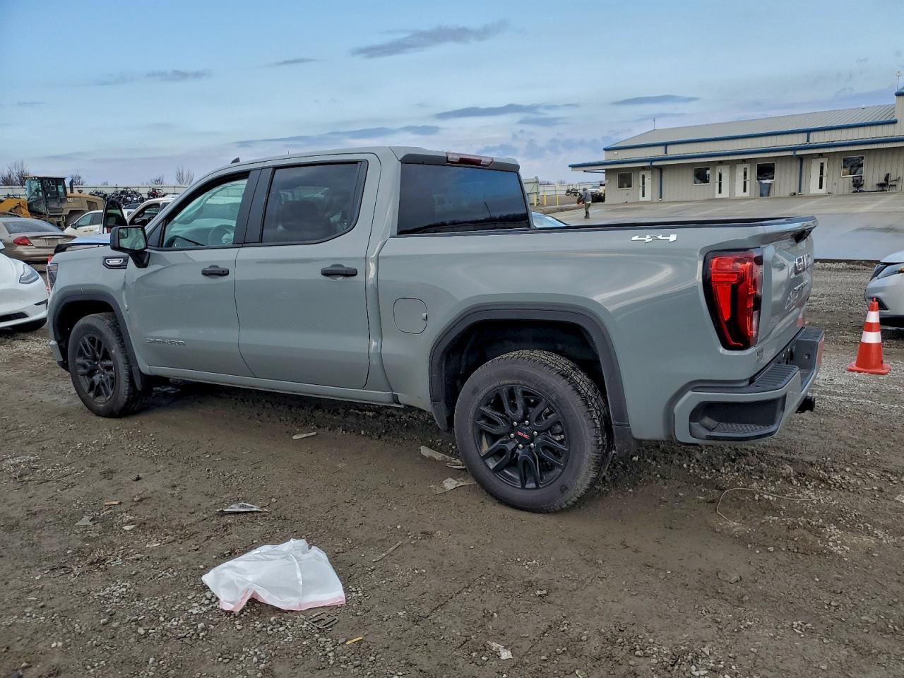 2025 GMC Sierra