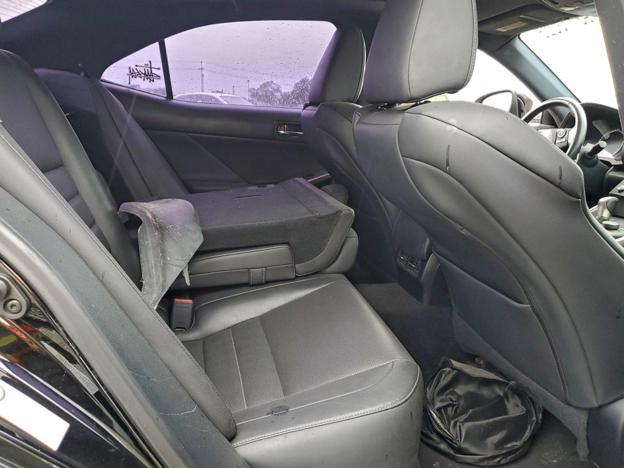 2015 LEXUS IS 250