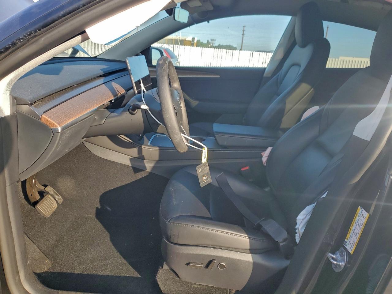 2024 TESLA MODEL Y