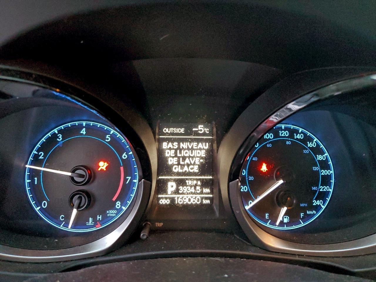 2014 TOYOTA COROLLA