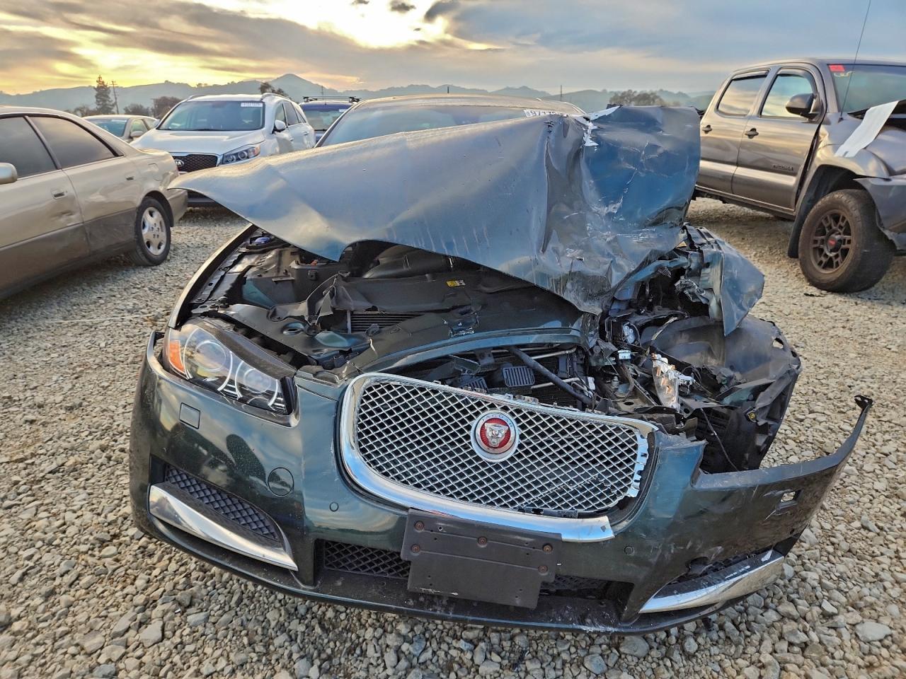 2015 JAGUAR XF