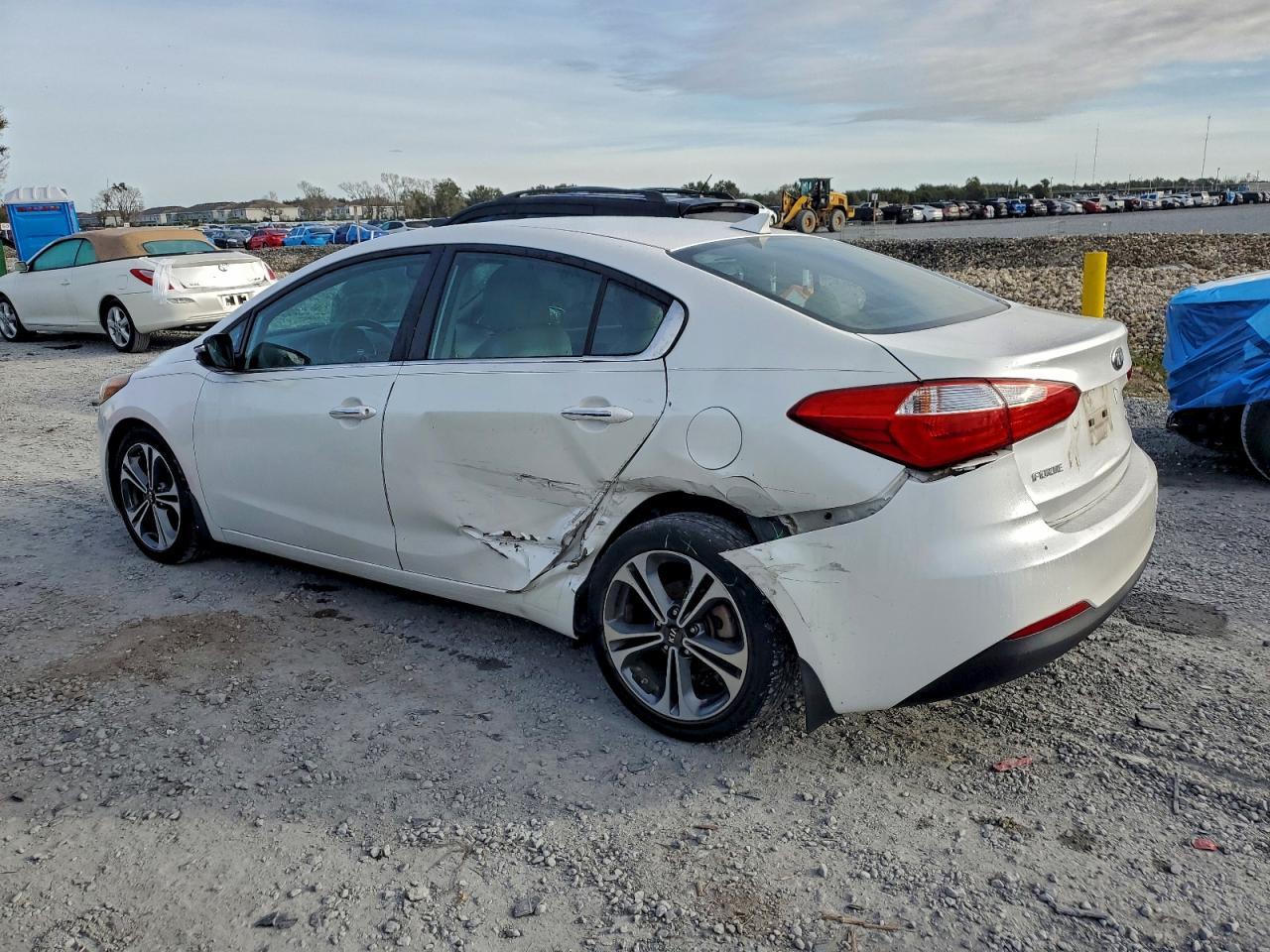 2015 KIA FORTE