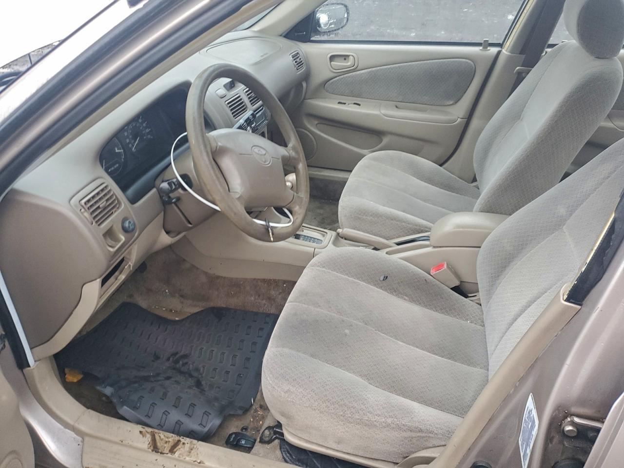 2001 TOYOTA COROLLA