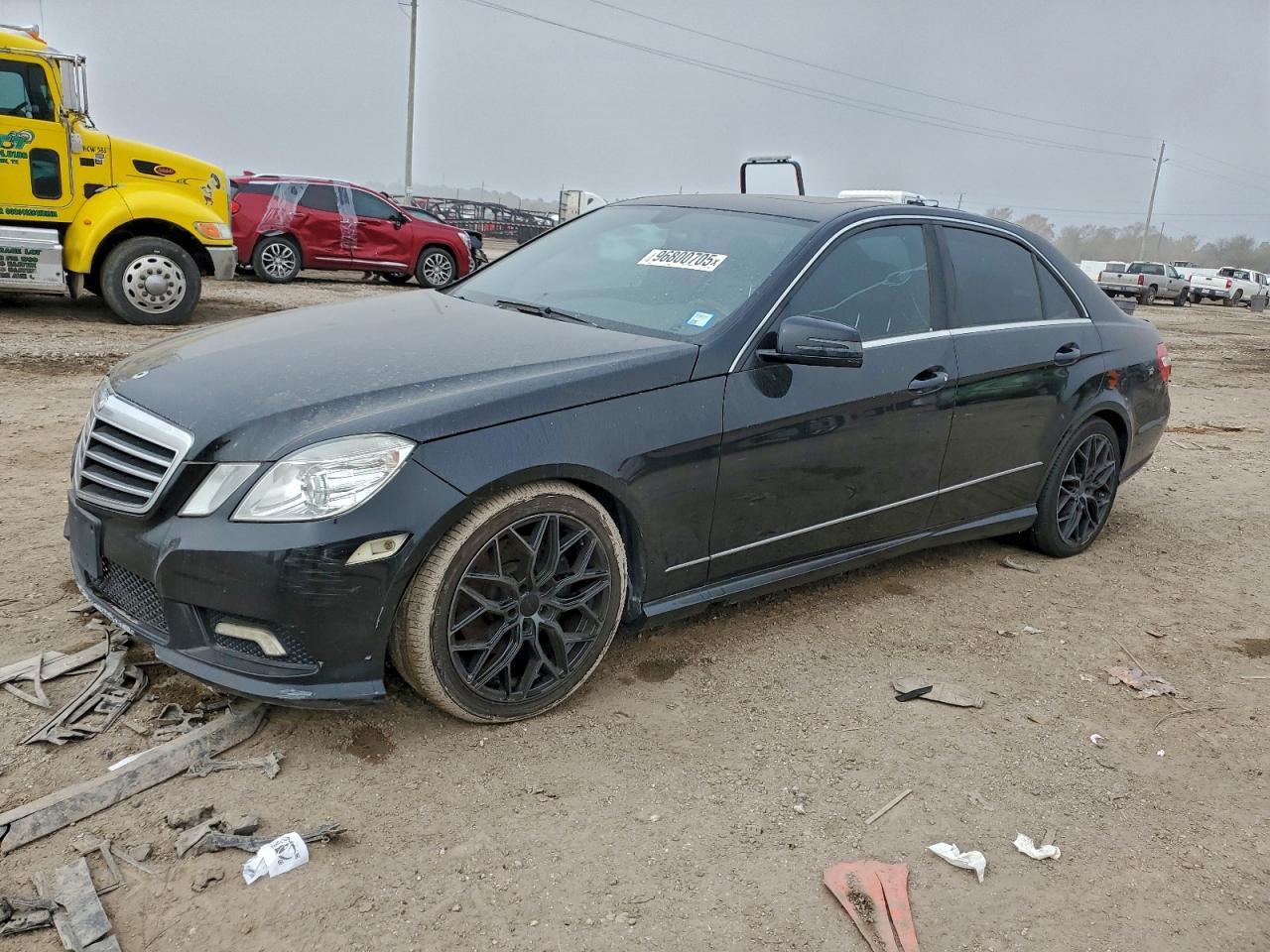 2011 MERCEDES-BENZ E-Class