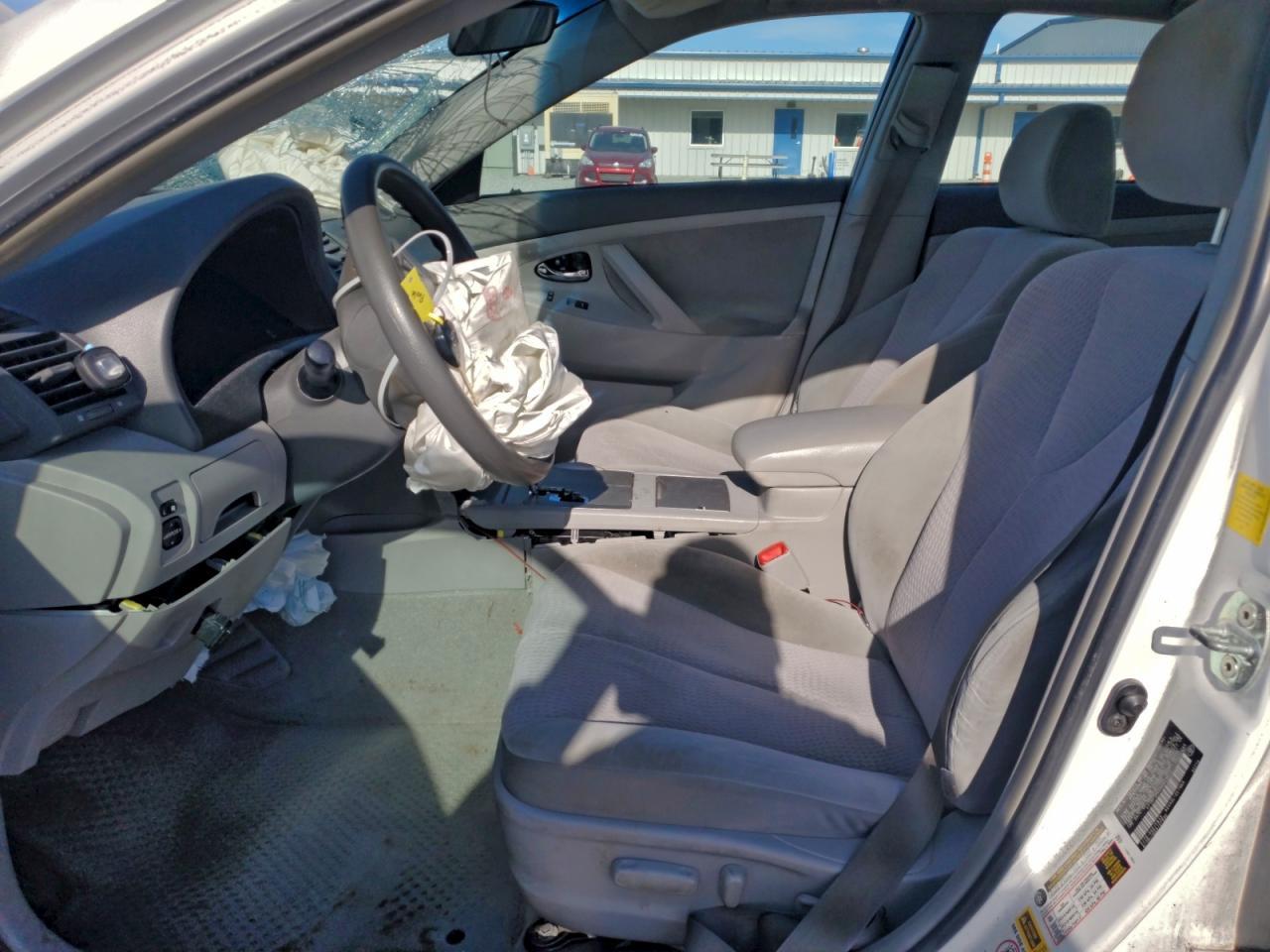 2011 TOYOTA CAMRY