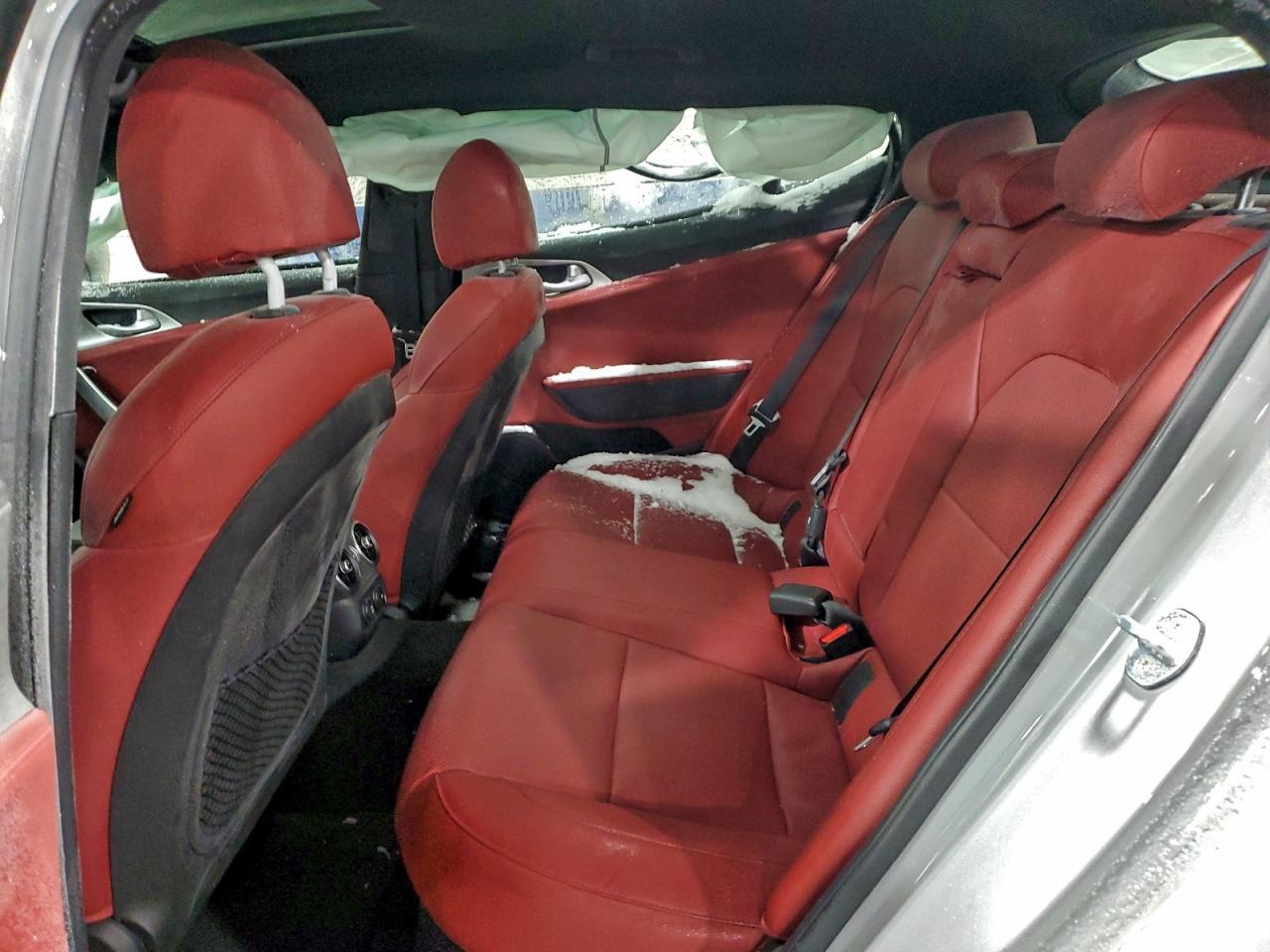 2022 KIA Stinger