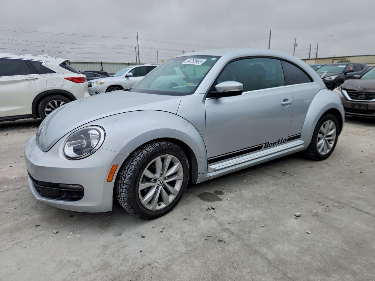 2014 VOLKSWAGEN Beetle