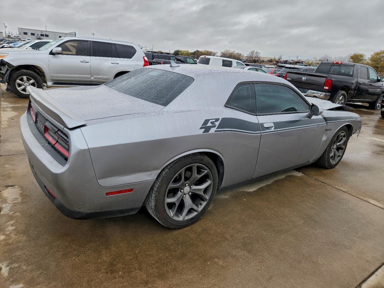 2015 DODGE Challenger