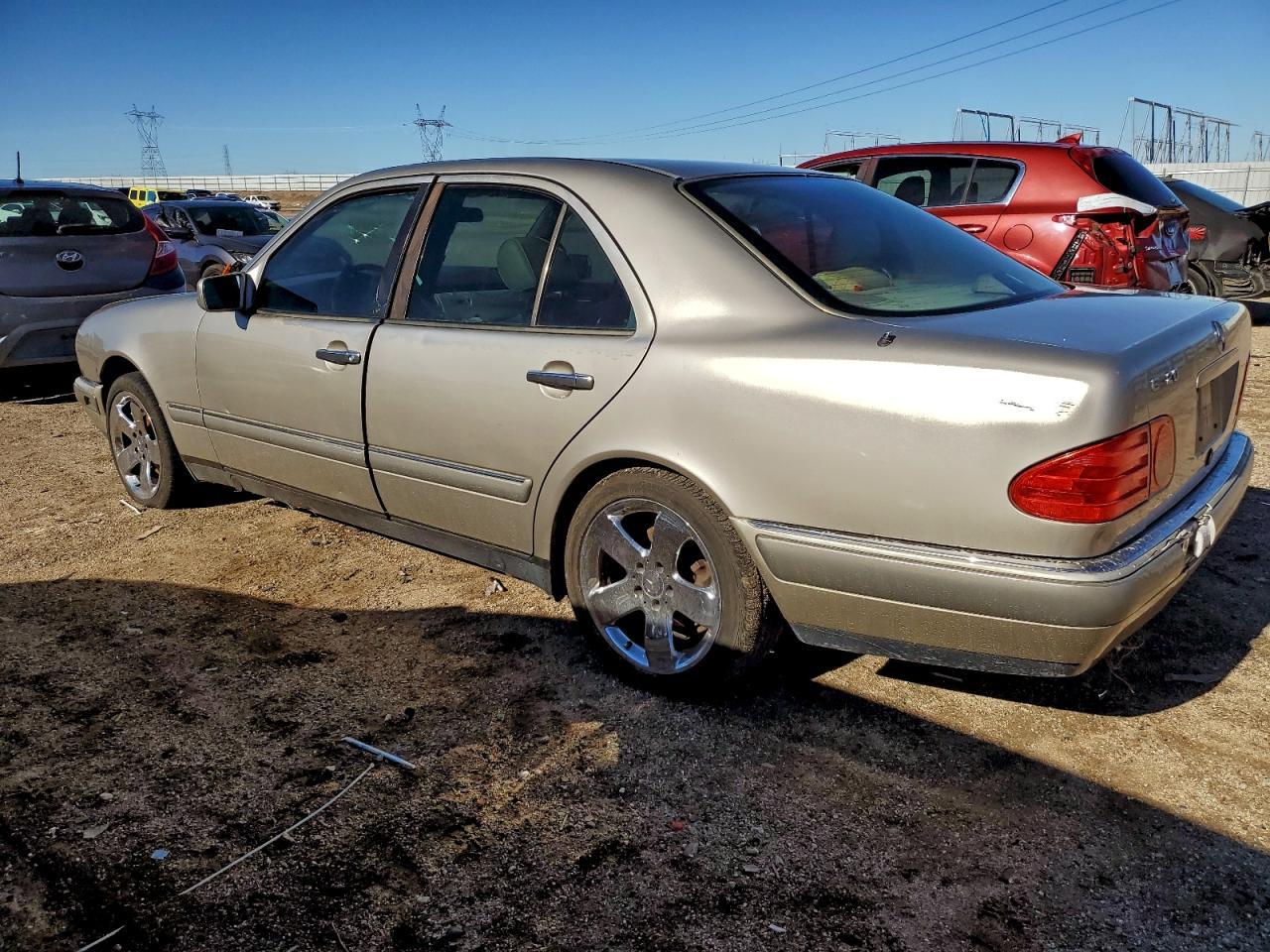 1996 MERCEDES-BENZ E-Class