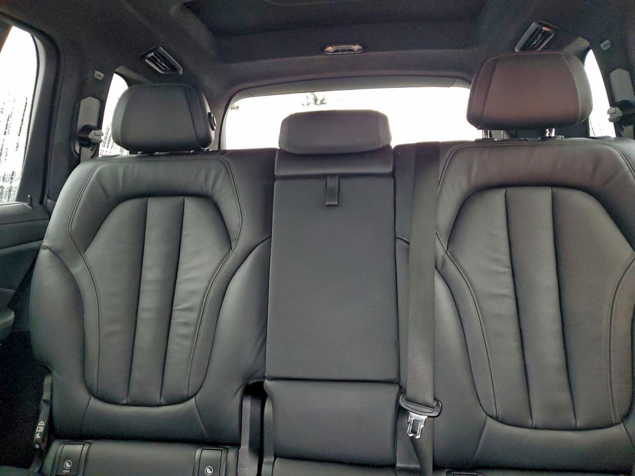 2020 BMW X7