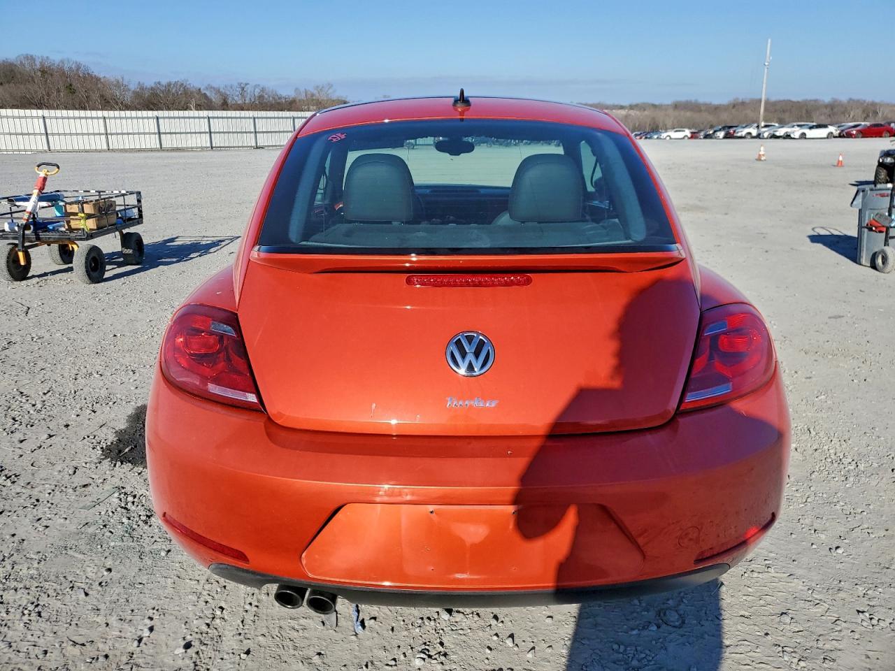 2016 VOLKSWAGEN Beetle
