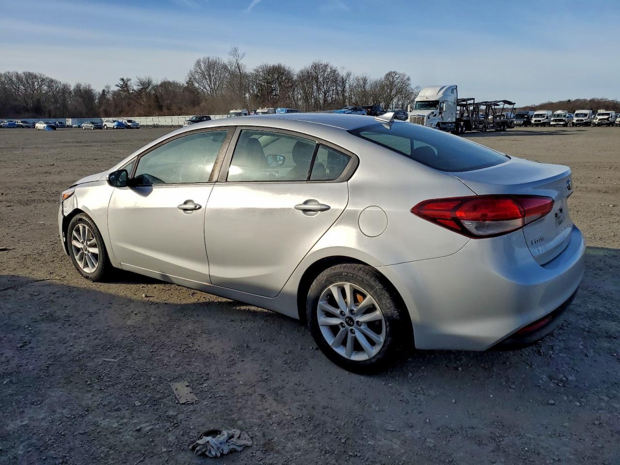 2017 KIA FORTE