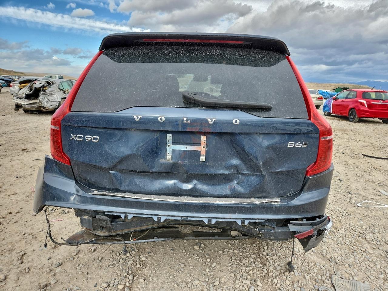 2024 VOLVO XC90