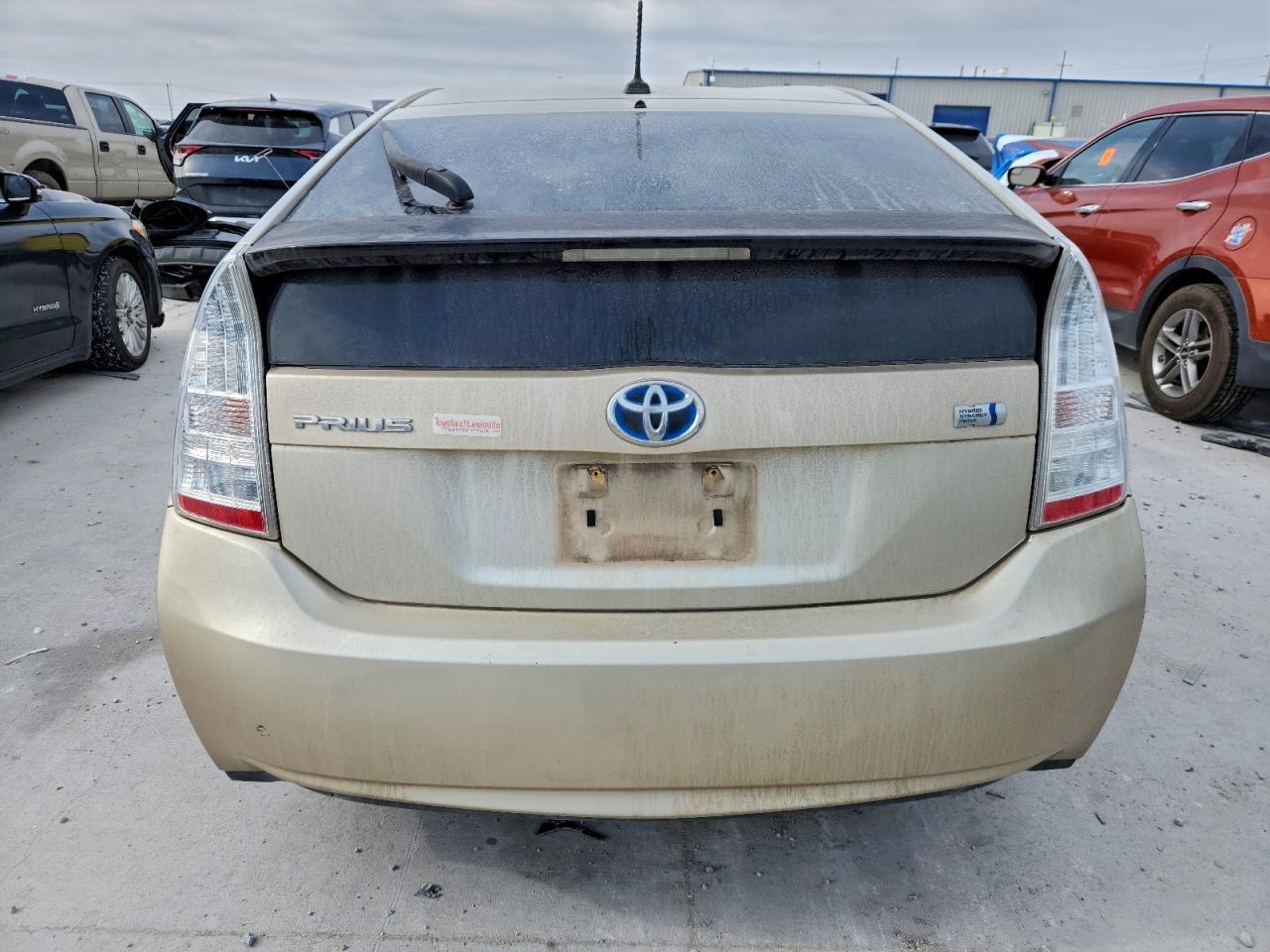 2011 TOYOTA PRIUS