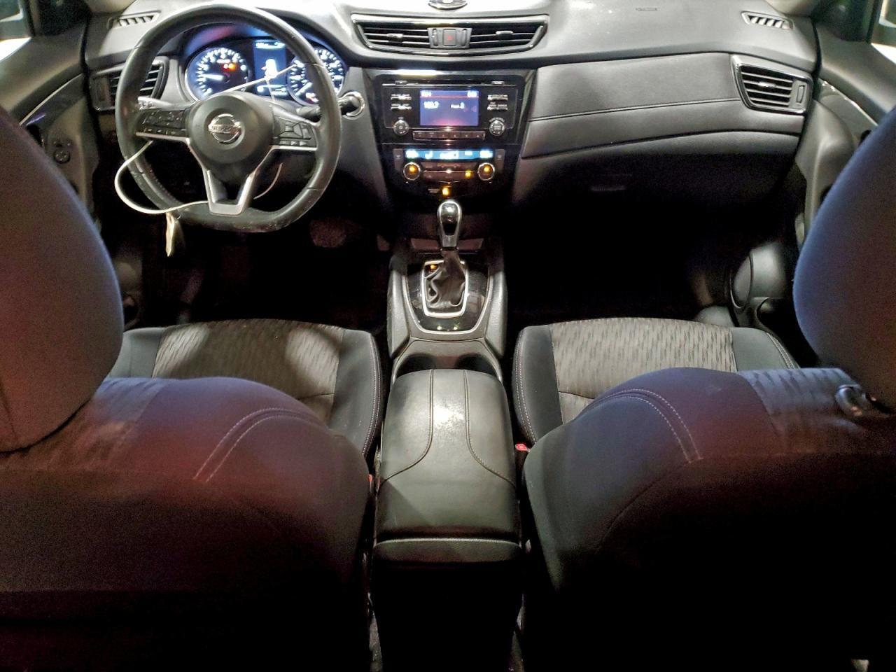 2017 NISSAN ROGUE