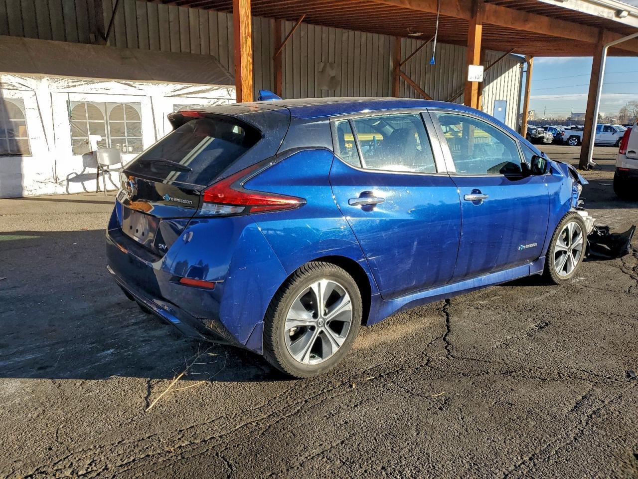 2019 NISSAN LEAF