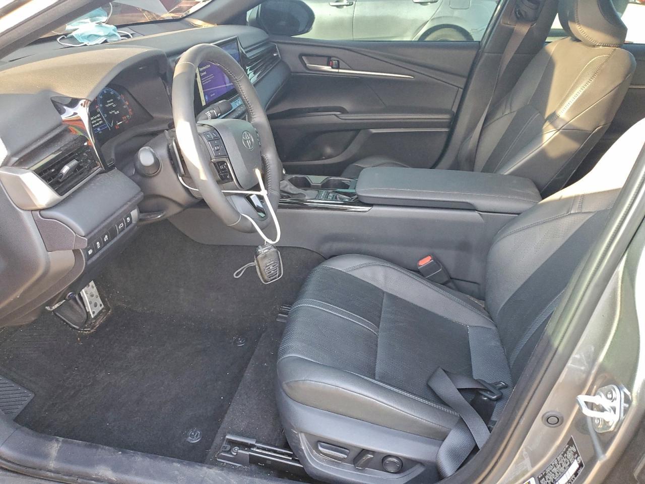 2025 TOYOTA CAMRY