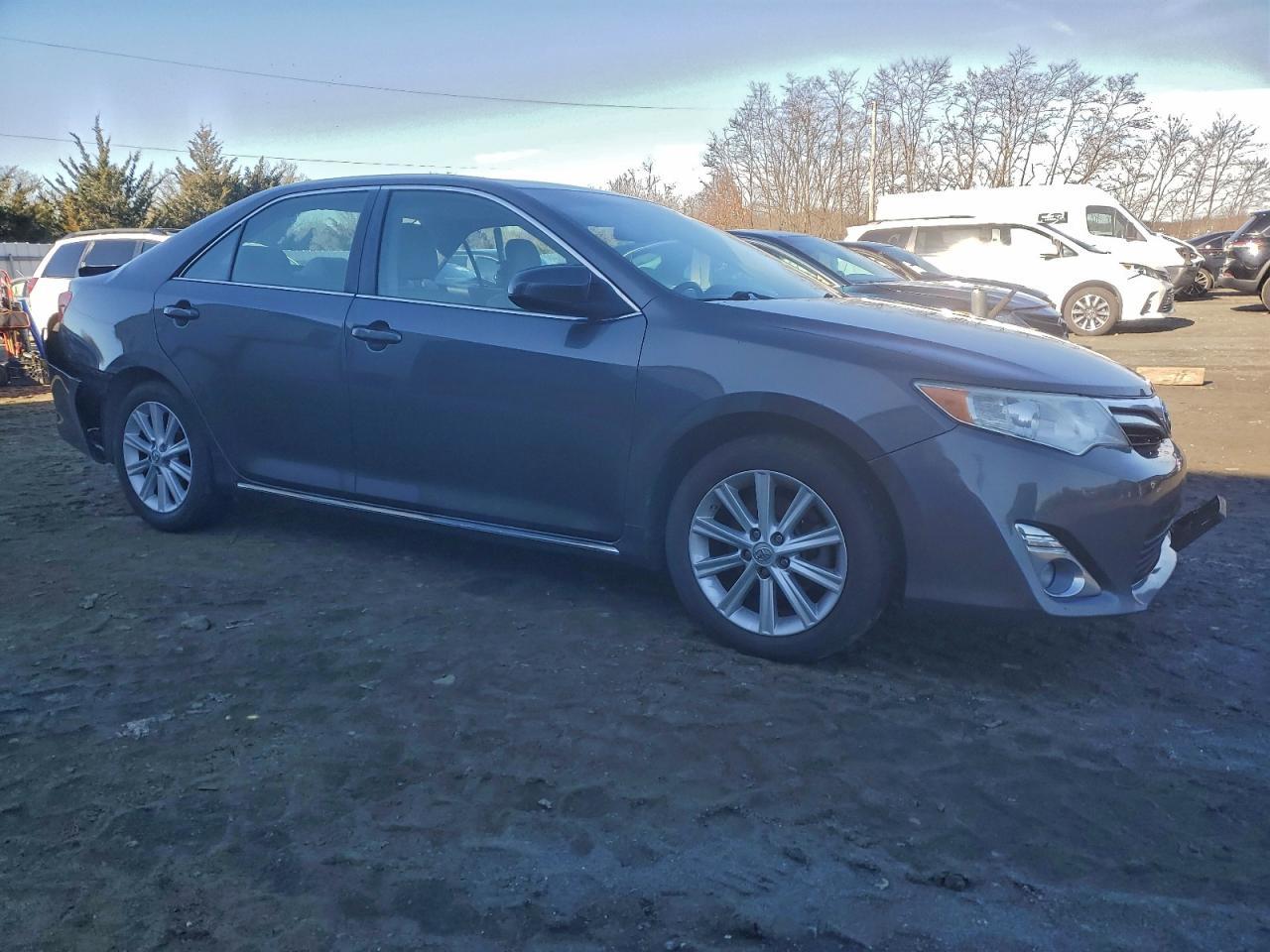 2013 TOYOTA CAMRY