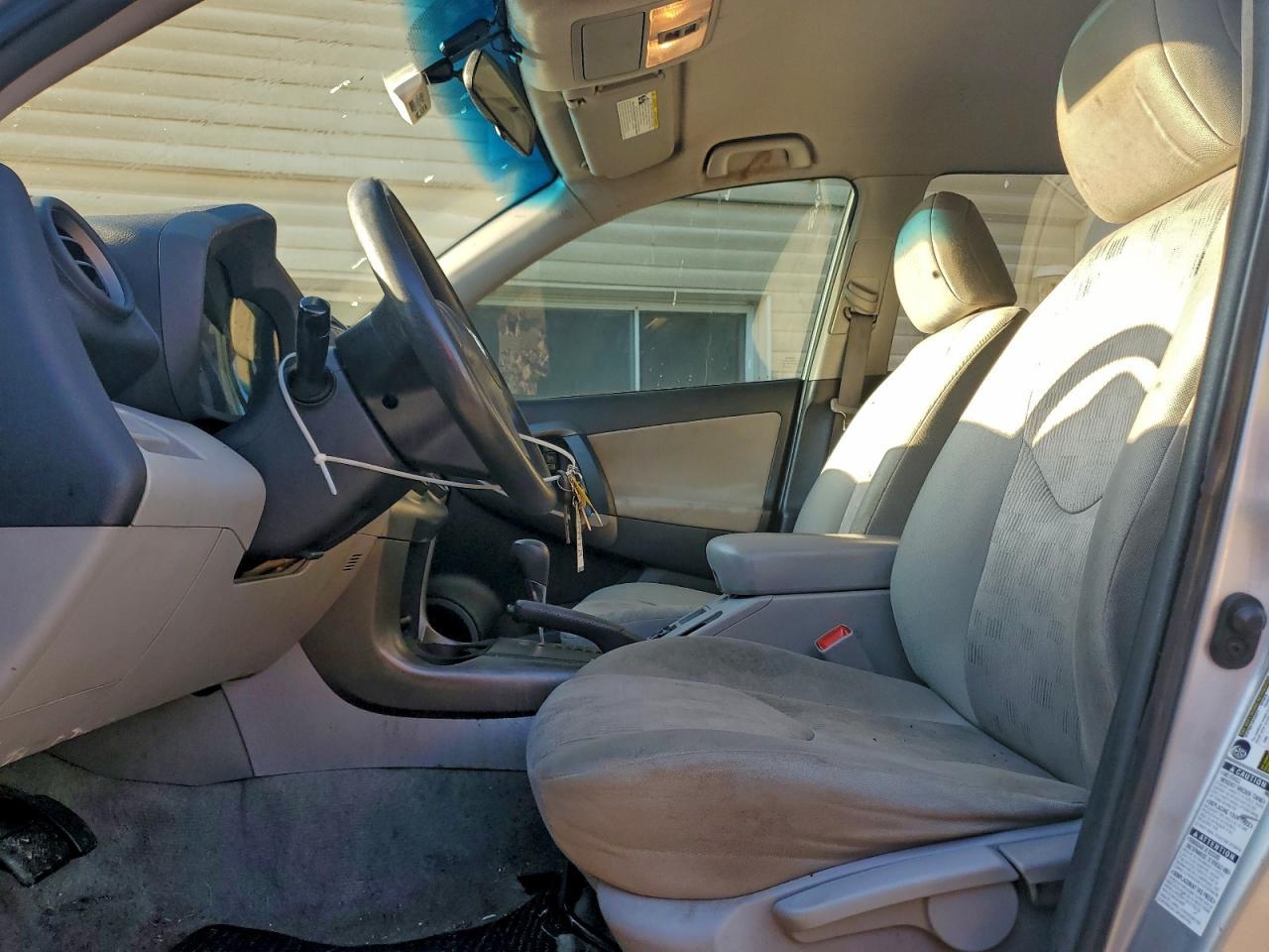 2011 TOYOTA RAV4