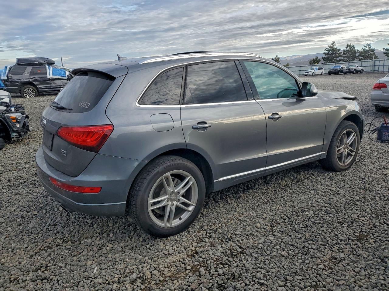 2014 AUDI Q5