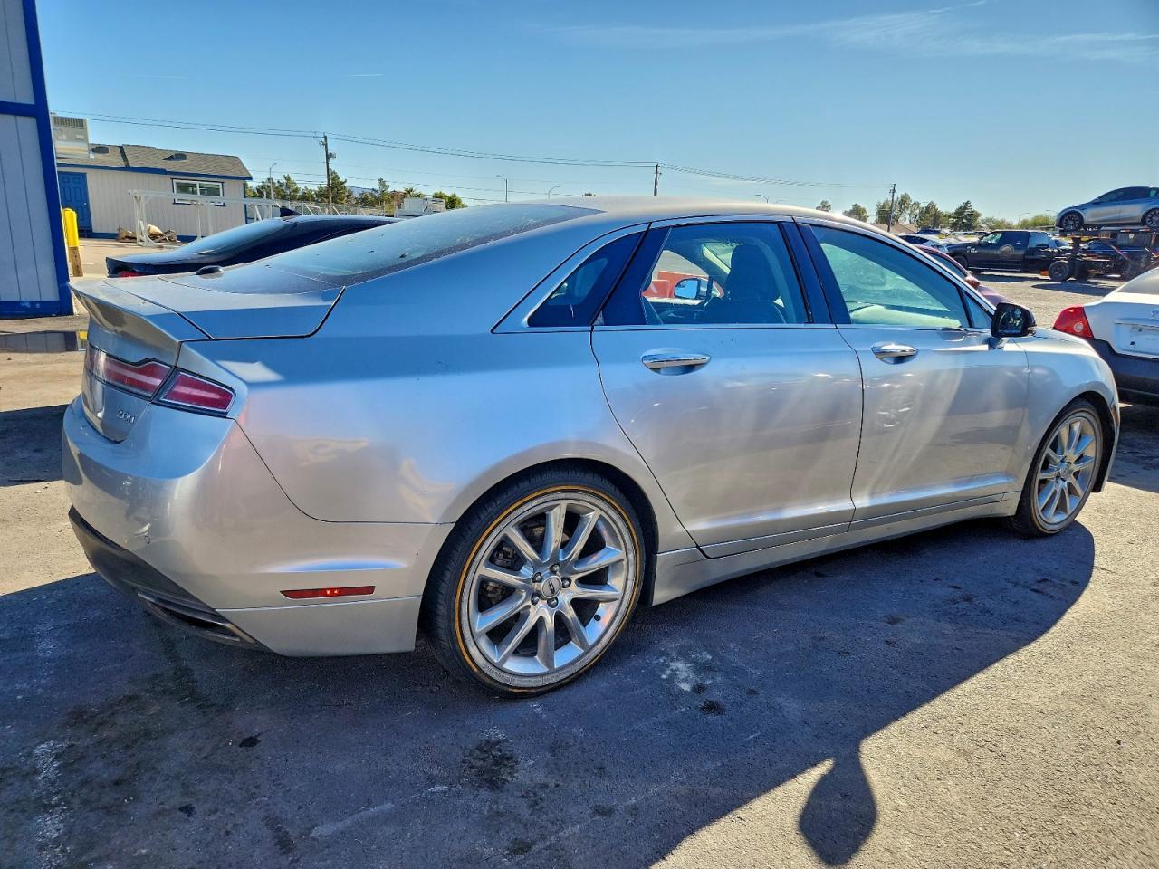 2016 LINCOLN MKZ