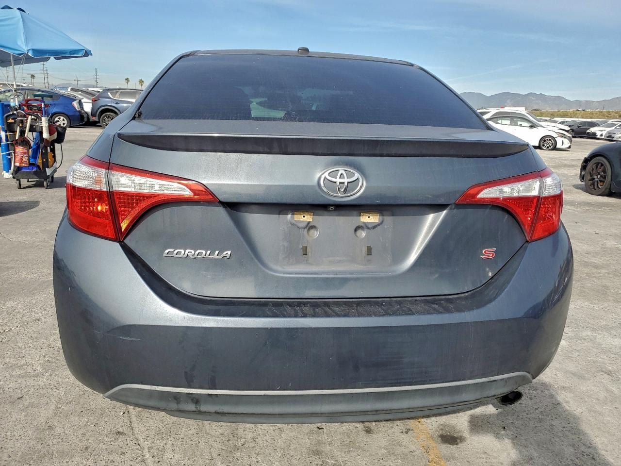 2016 TOYOTA COROLLA