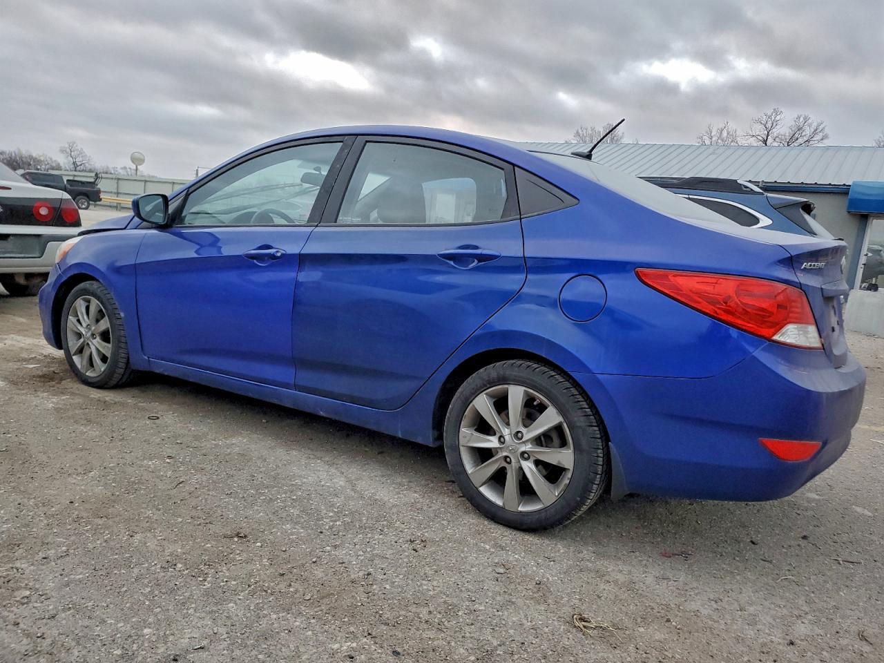 2014 HYUNDAI ACCENT